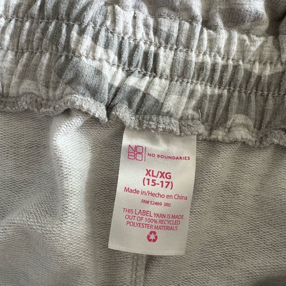 No Boundaries Camo and Black Joggers/Sweatpants ~ set of 2! - Picture 7 of 8